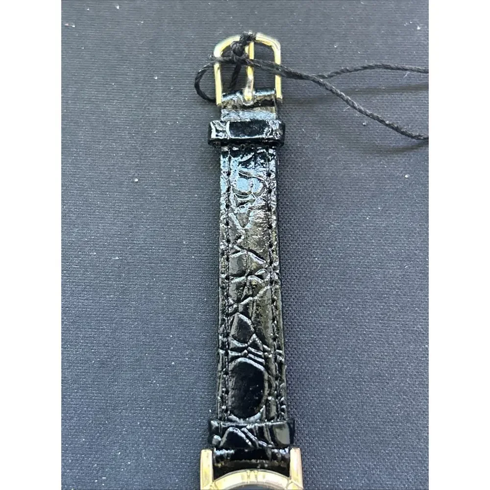 SKC gold tone